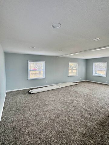 1615 E 90th St S, Haysville, KS 67060