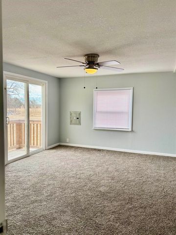 1615 E 90th St S, Haysville, KS 67060