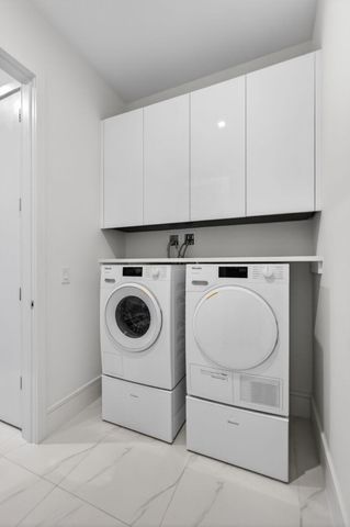 220 Lake Shore Drive 609, Lake Park, FL 33403