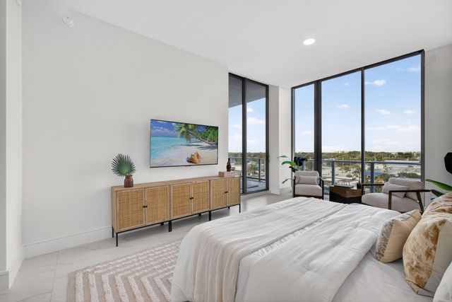 220 Lake Shore Drive 609, Lake Park, FL 33403