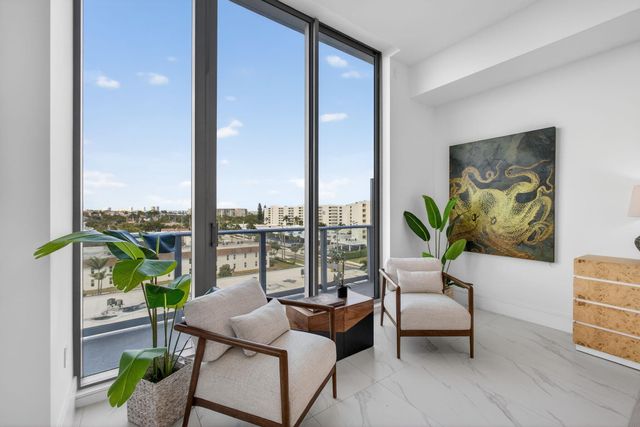 220 Lake Shore Drive 609, Lake Park, FL 33403