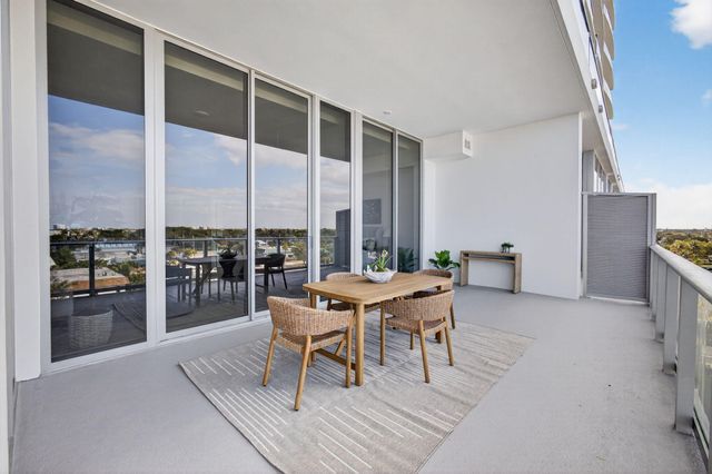 220 Lake Shore Drive 609, Lake Park, FL 33403