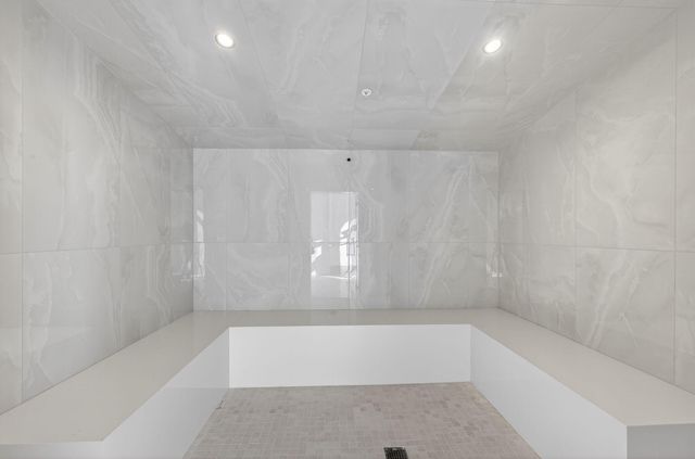 220 Lake Shore Drive 609, Lake Park, FL 33403