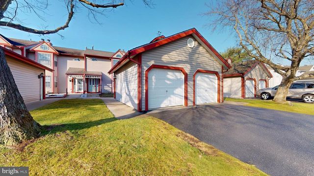 668 LAKEFRONT CIR, Galloway, NJ 08205