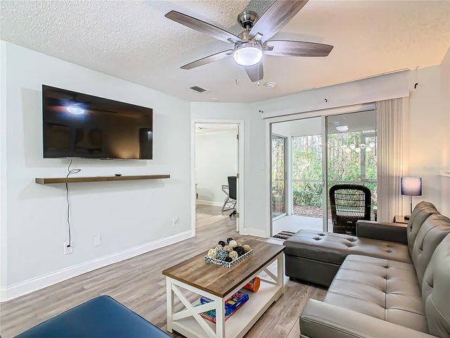 8825 CORAL PALMS COURT A, Kissimmee, FL 34747