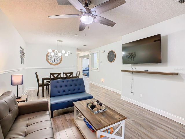 8825 CORAL PALMS COURT A, Kissimmee, FL 34747