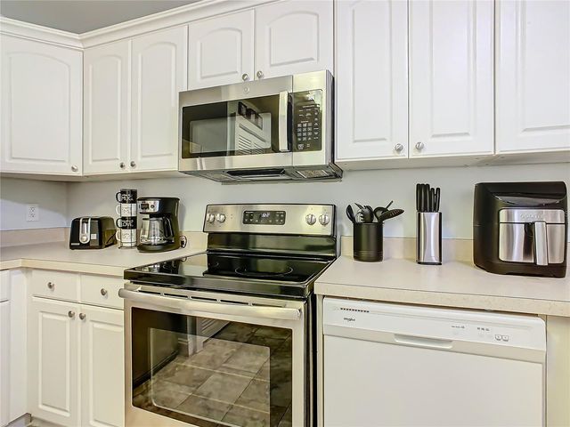 8825 CORAL PALMS COURT A, Kissimmee, FL 34747