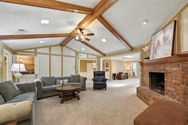 1605 James Good Lane, Garland, TX 75043