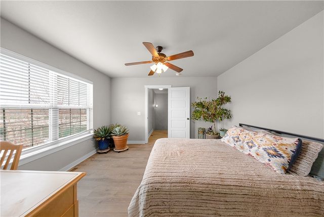 396 N Torc Lane, Fayetteville, AR 72704