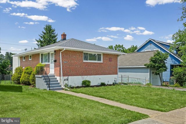 2002 SUMMIT AVE, Baltimore, MD 21207