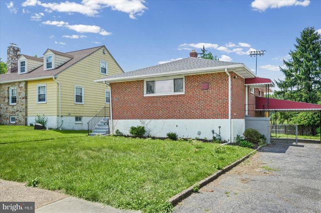 2002 SUMMIT AVE, Baltimore, MD 21207