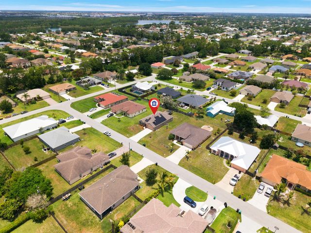 1771 SW Lofgren Avenue, Port St. Lucie, FL 34953