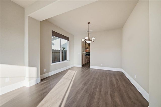 325 White Feather Ct, Roseville, CA 95747