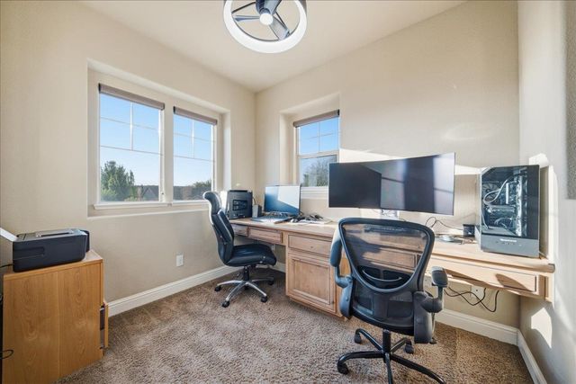 325 White Feather Ct, Roseville, CA 95747
