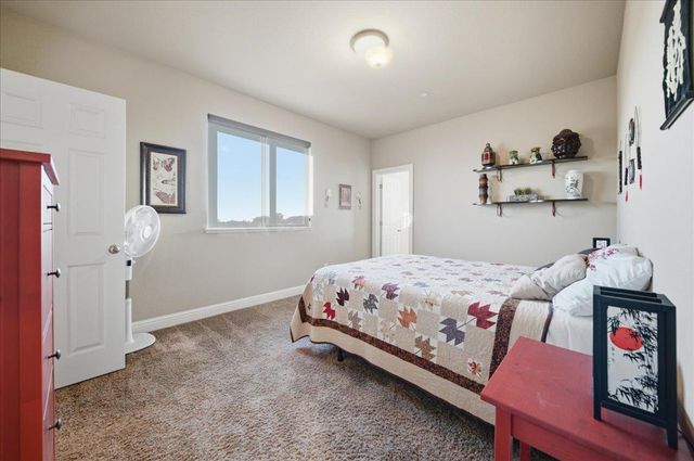 325 White Feather Ct, Roseville, CA 95747