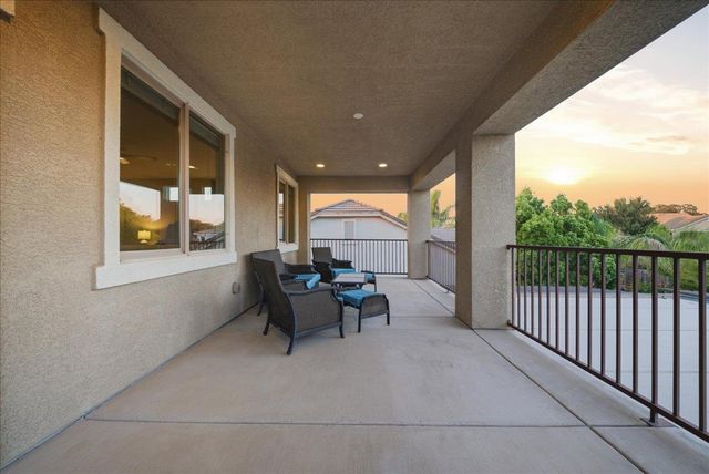 325 White Feather Ct, Roseville, CA 95747