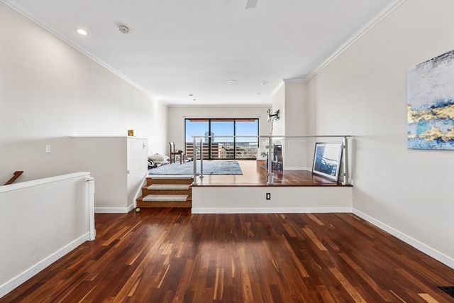 32 Shipway Pl 32, Boston, MA 02129