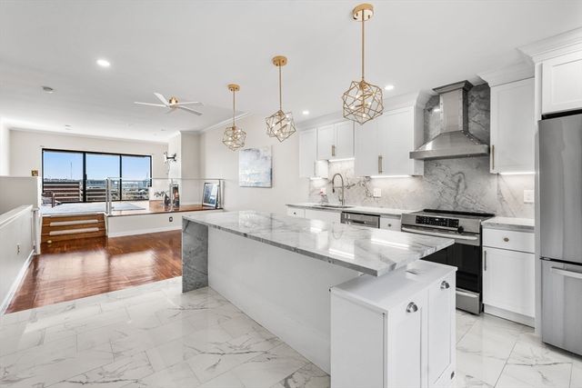 32 Shipway Pl 32, Boston, MA 02129