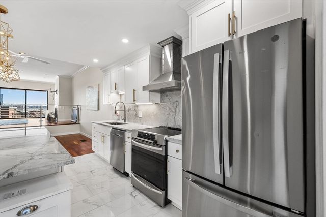 32 Shipway Pl 32, Boston, MA 02129