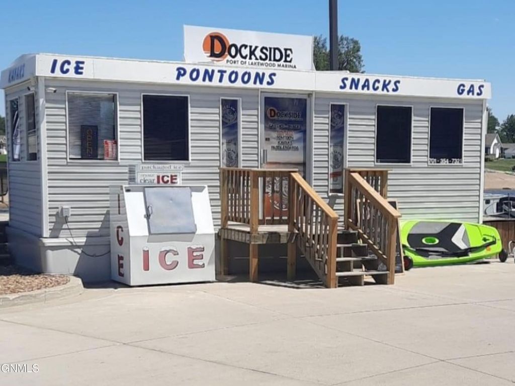 3602 40th Avenue SE, Mandan, ND 58554