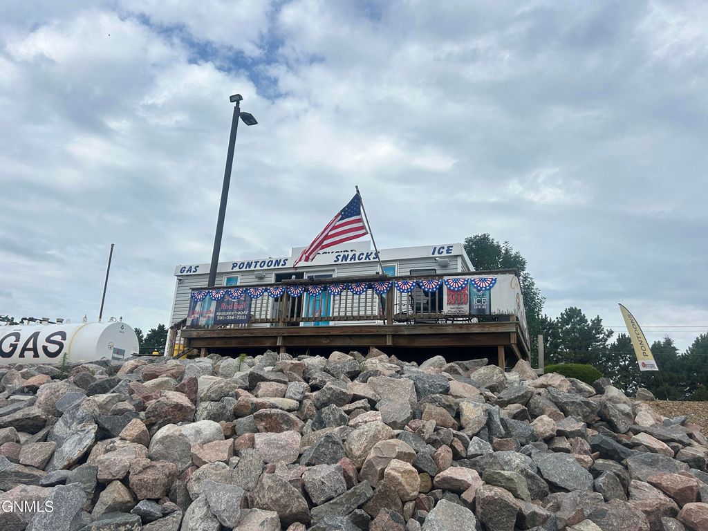 3602 40th Avenue SE, Mandan, ND 58554 photo 5