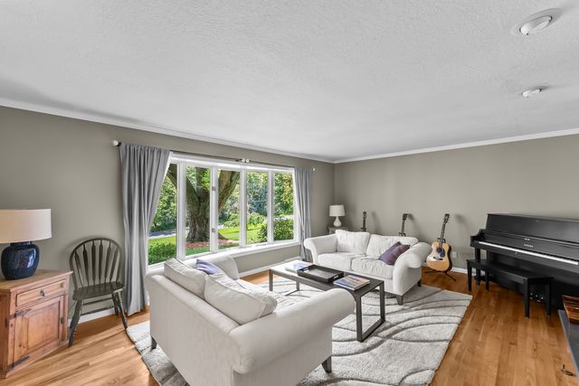 5080 Center Court, Bettendorf, IA 52722