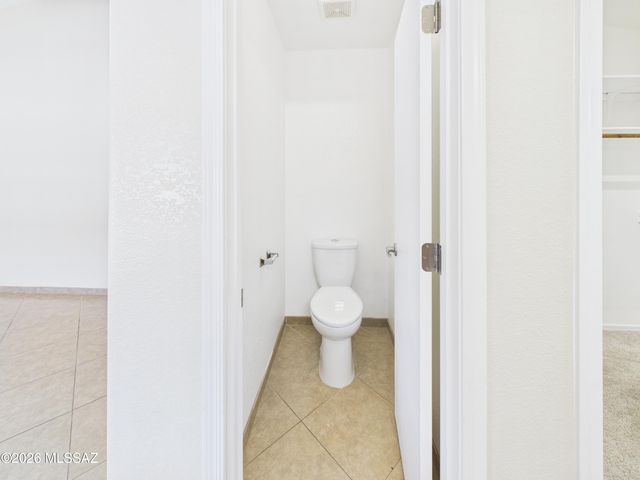7923 S Lennox Lane, Tucson, AZ 85747