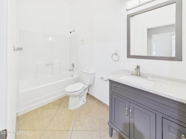 7923 S Lennox Lane, Tucson, AZ 85747