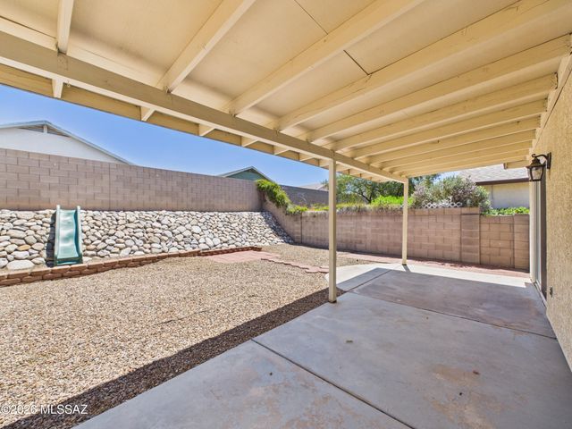 7923 S Lennox Lane, Tucson, AZ 85747