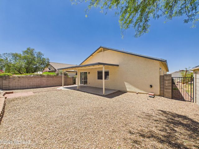 7923 S Lennox Lane, Tucson, AZ 85747