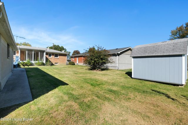 5523 Mariemont Rd, Louisville, KY 40258