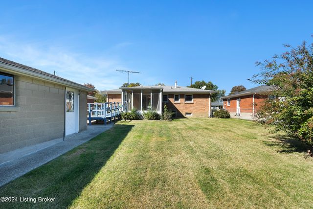 5523 Mariemont Rd, Louisville, KY 40258