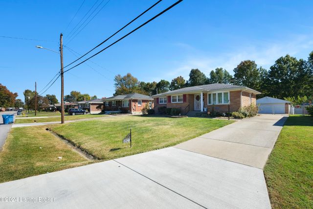 5523 Mariemont Rd, Louisville, KY 40258