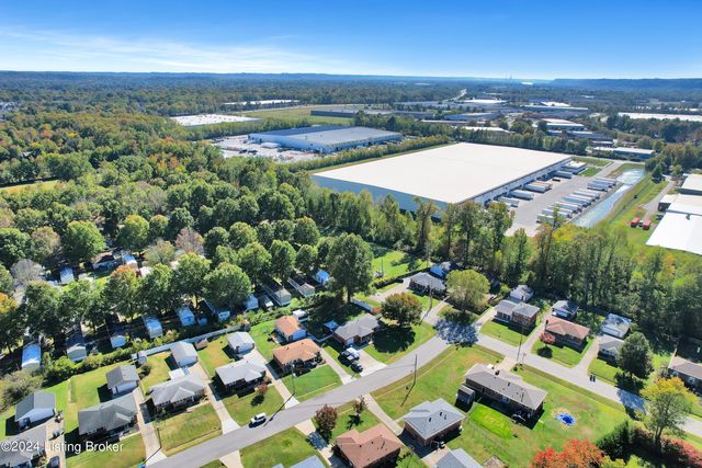 5523 Mariemont Rd, Louisville, KY 40258