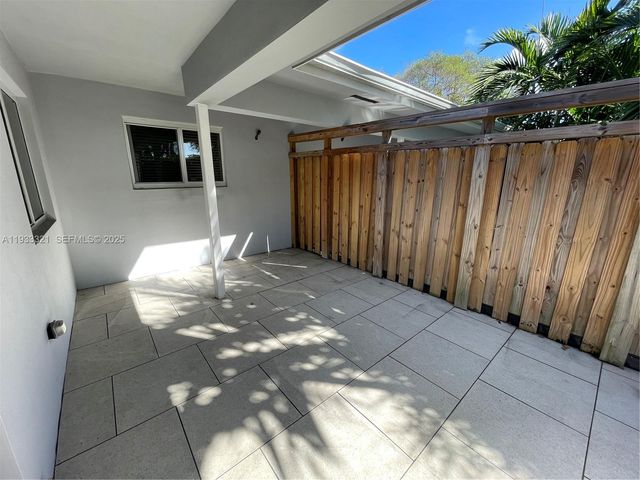 2971 SW 35th Ave Front, Miami, FL 33133