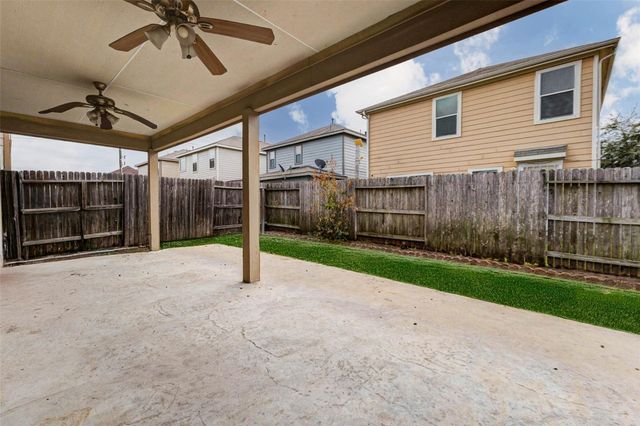 19434 Archer Glen Dr, Houston, TX 77073