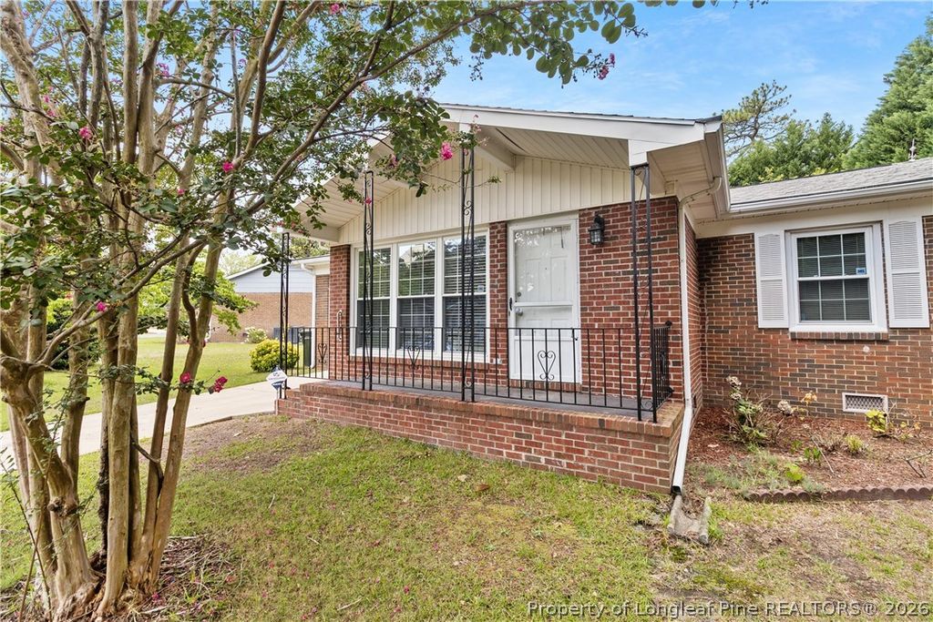 735 Amber Drive, Fayetteville, NC 28311 — photo 4