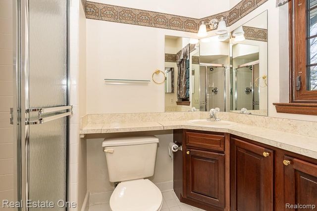 48790 Mill Bank Court, Shelby Charter Township, MI 48315