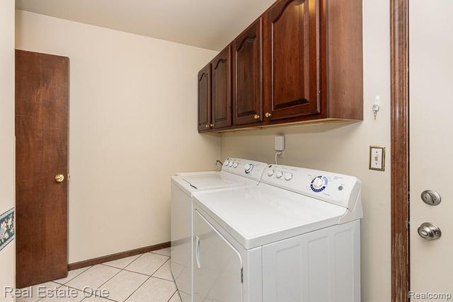 48790 Mill Bank Court, Shelby Charter Township, MI 48315