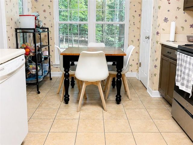 2978 Trotters View Way, Snellville, GA 30039
