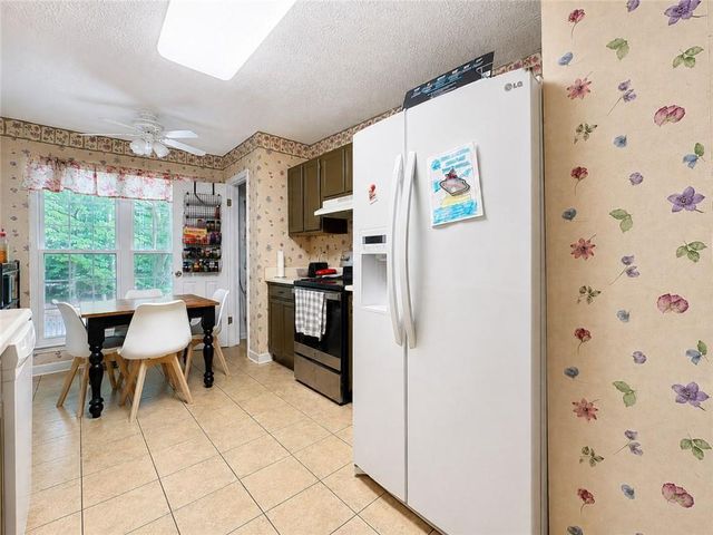 2978 Trotters View Way, Snellville, GA 30039