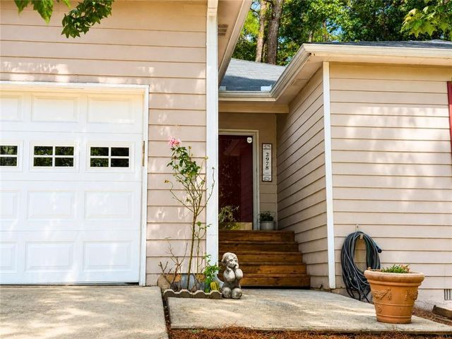2978 Trotters View Way, Snellville, GA 30039