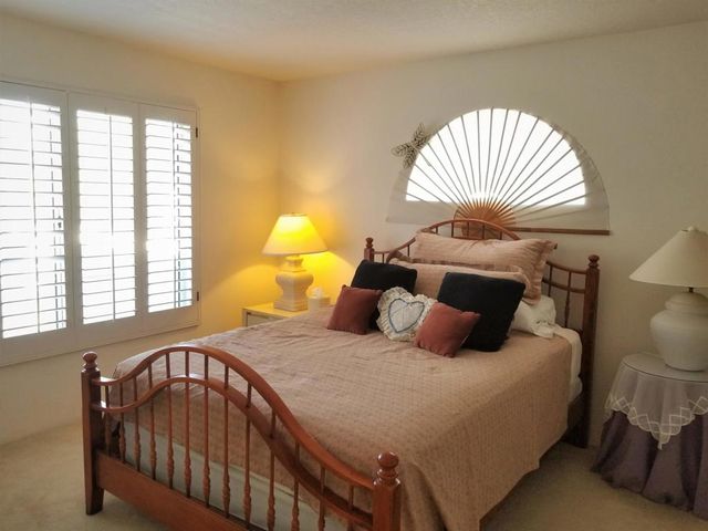 319 Vista Royale Drive, Palm Desert, CA 92211