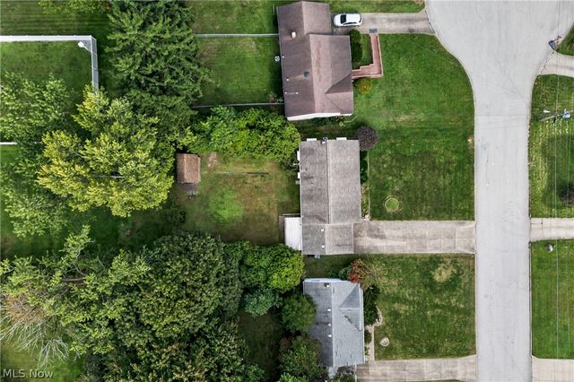 114 Joan Circle, Campbell, OH 44405
