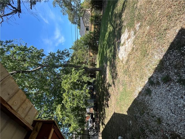 1204 East Wm J Bryan Parkway, Bryan, TX 77803