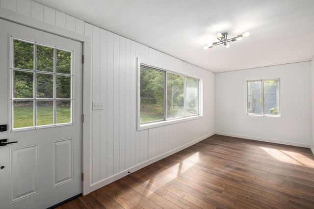 86 W State Road, Newaygo, MI 49337