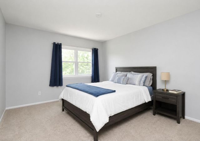109 MAYFAIR LN, Mount Laurel, NJ 08054