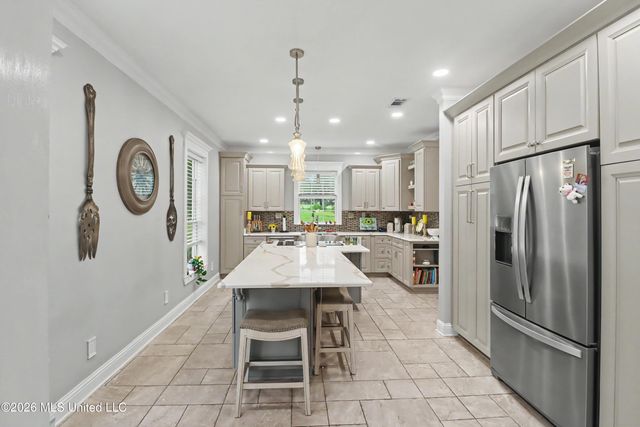 8912 Anahola Court, Diamondhead, MS 39525