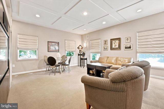 401 COUNTRY CLUB DR, Cherry Hill, NJ 08003