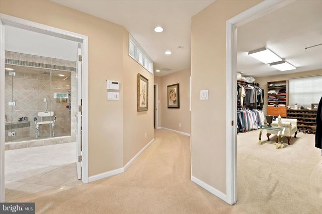 401 COUNTRY CLUB DR, Cherry Hill, NJ 08003